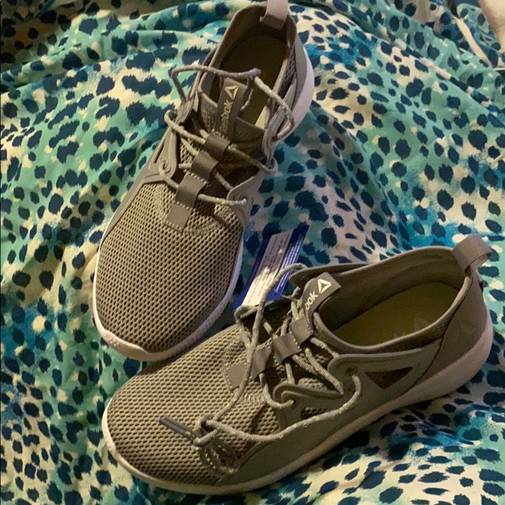 REEBOK Cardio Motion Women tennis shoes